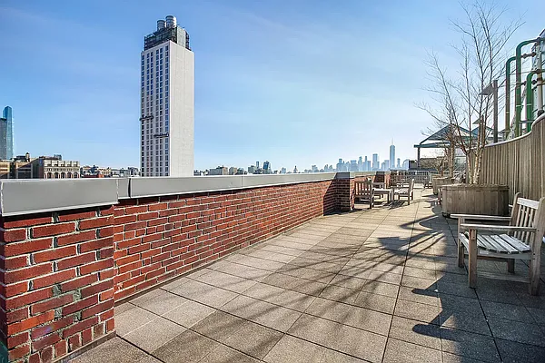 Sold by Compass | media 7