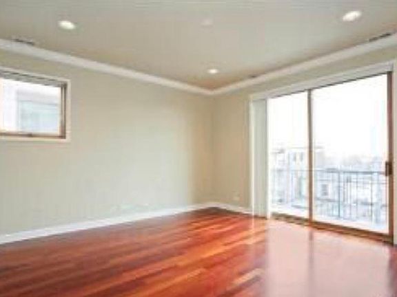 2nd image of 1642 N Bosworth Ave APT 3S