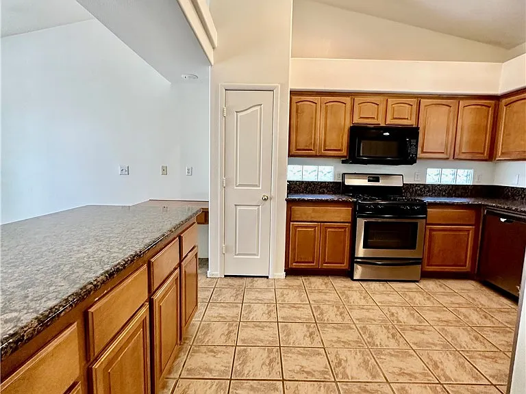 7851 Meandering Path Ave — Photo 24
