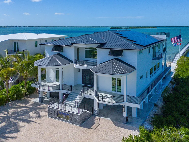 528 Bay Shore Dr — Photo 102