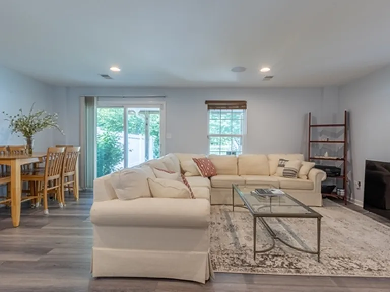 220 W General Grey Ct — Photo 22