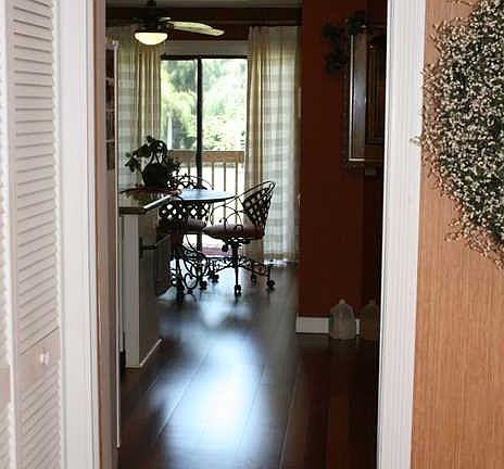 5th image of 172 SE Crestwood Cir