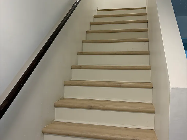 520 Michigan St — Photo 26