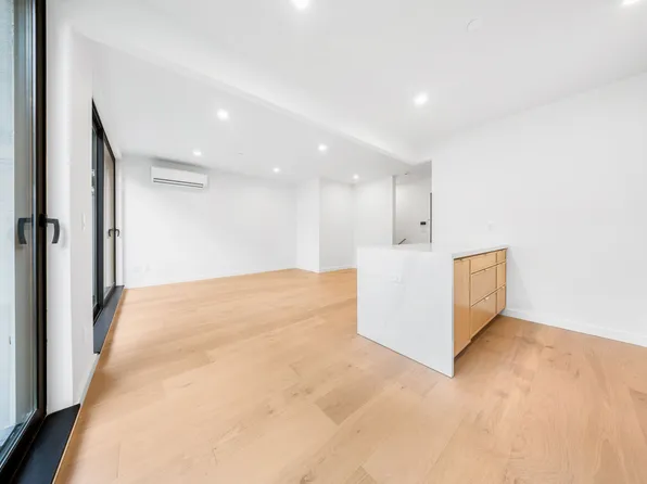 30-24 32nd Street image 7 of 20