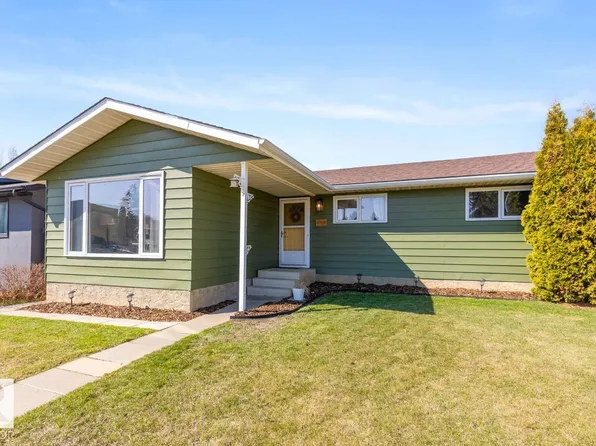 6908 19th Ave NW, Edmonton, AB T6K 2G9