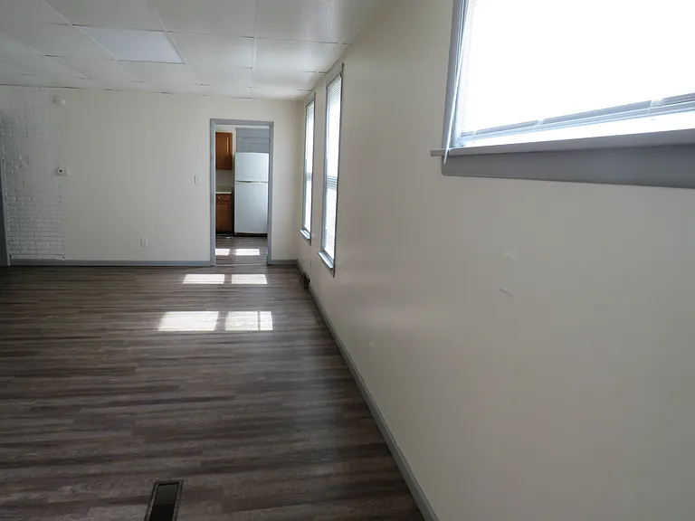 1423-25 Atkins St #1 — Photo 3