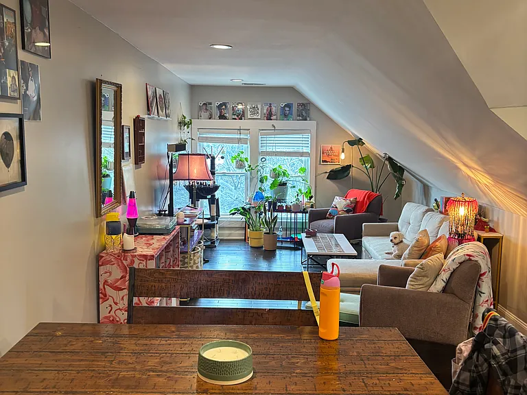 2374 Saint James Ave #3 — Photo 5