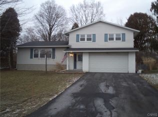 4912 Ledyard Dr, Manlius, NY 13104