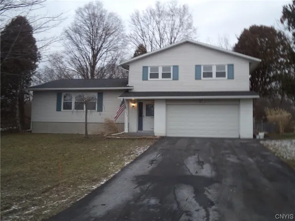 4912 Ledyard Dr, Manlius, NY 13104