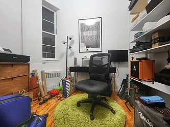 Rented by RELEASE NY