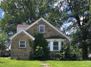 401 E 1st Ave, Huntingburg, IN 47542