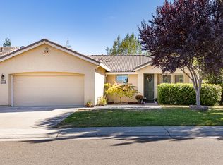 5650 Ridgepoint Dr, Antelope, CA 95843