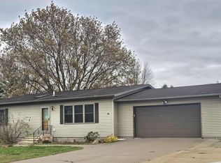 215 Sarah Cir, Rockland, WI 54653