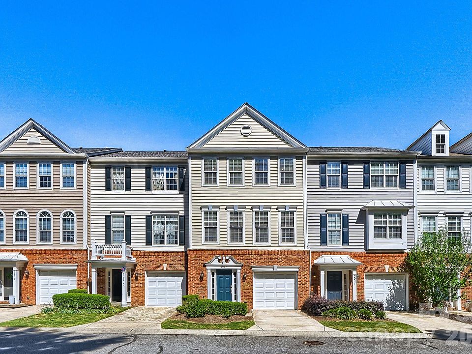 1st image of 2937 Duvalla Ave