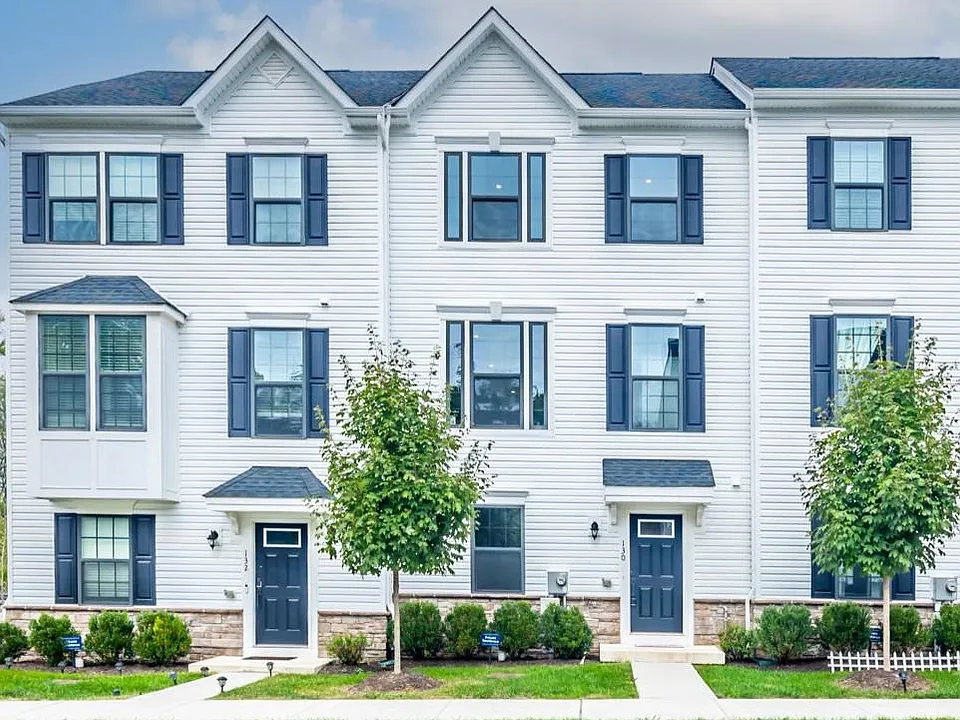 130 Arcadia Way