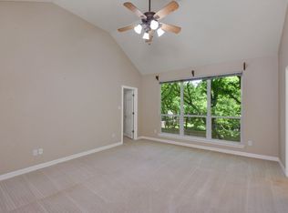 701 Oaklands Dr, Round Rock, TX 78681