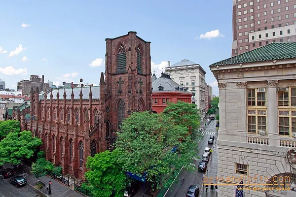 Rented by aptsandlofts.com | media 41