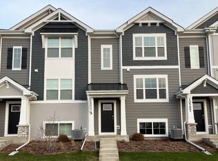 8762 Clover Lane St, Saint John, IN 46373