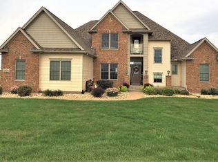 23876 281st Ave, Le Claire, IA 52753