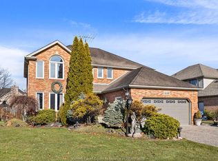 446 Corbett Dr, Lakeshore, ON N8N 4T4