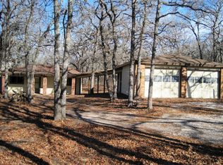 1068 Oak Tree Rd, Seguin, TX 78155