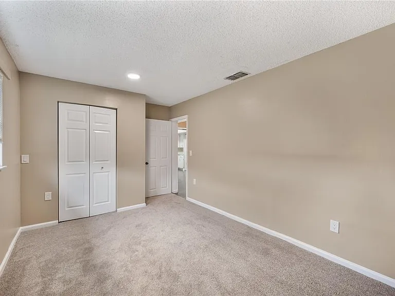 5513 Karan Ct — Photo 18
