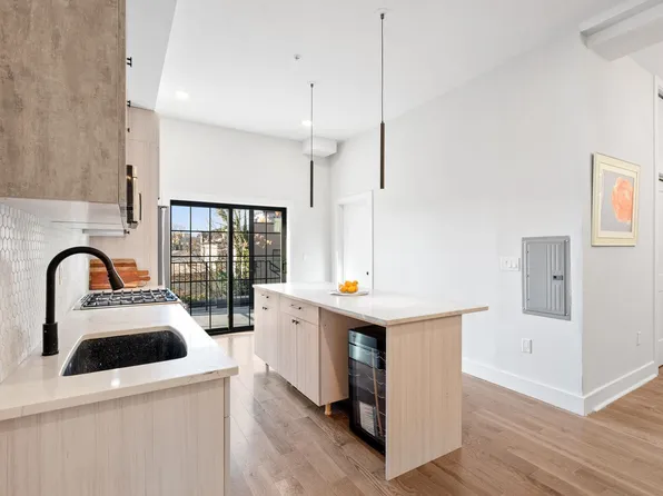 545 Palisade Avenue image 10 of 37