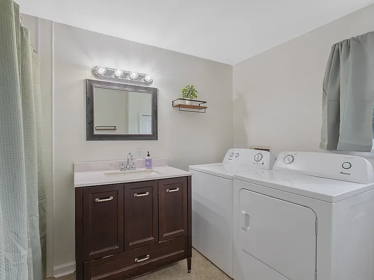 6644 Collamer Rd #1 — Photo 8
