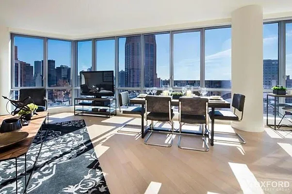 Rented by Oxford Property Group | media 1