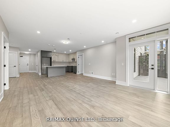 4th image of 17 Cleave Ave #305