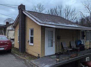 417 1/2 Valley St, Mc Donald, PA