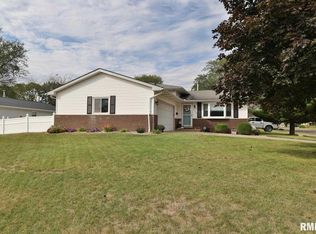 3105 W Wilshire Dr, Peoria, IL