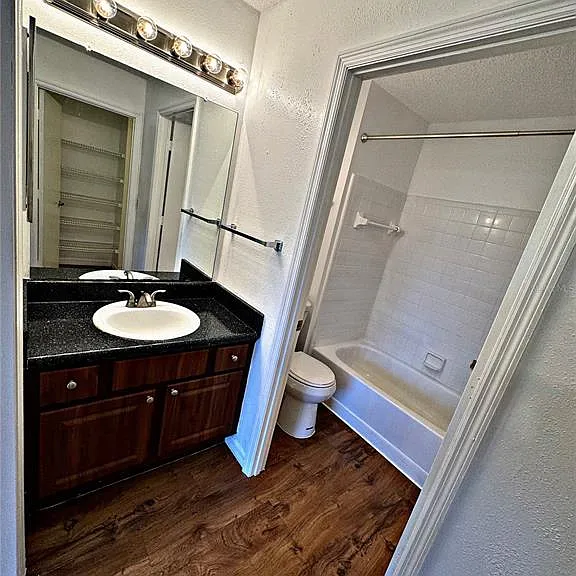 11901 4th St N #4105 — Photo 7