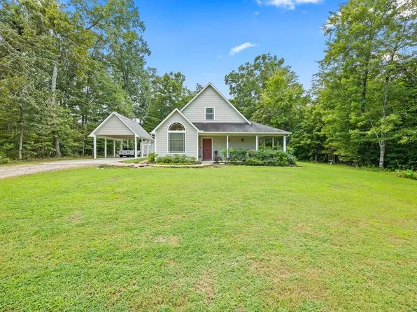159 Honeysuckle Rd, Pikeville, TN 37367