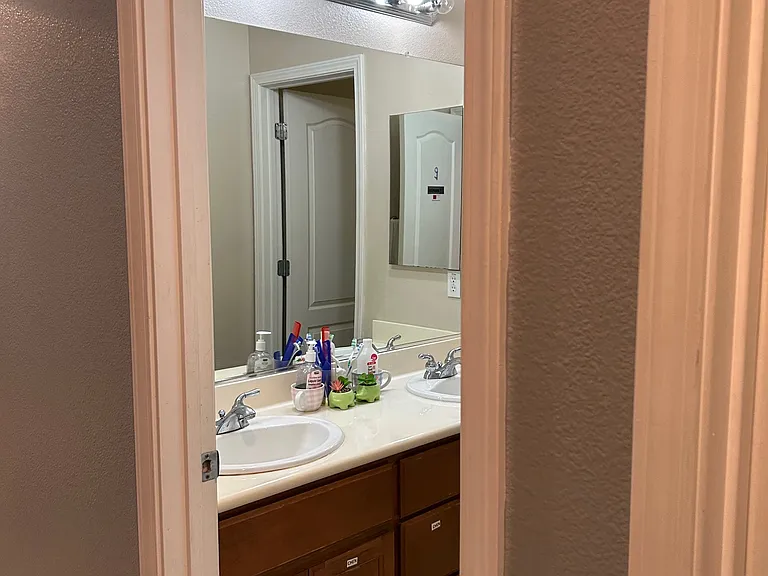 1707 Rio Grande Way — Photo 29