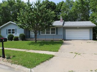 7 Gilmore Ct, Iowa City, IA 52246