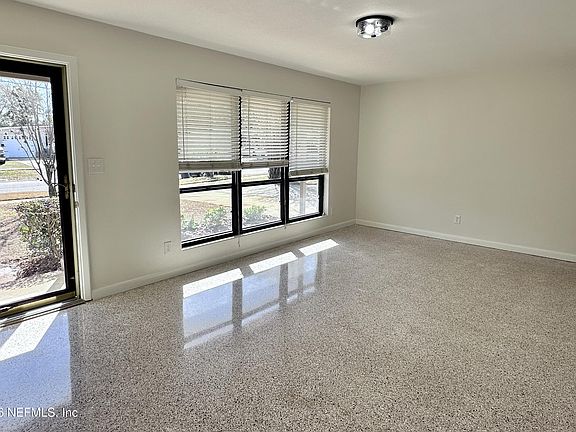 4th image of 6241 LENCZYK Drive
