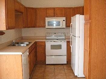 2nd image of 747 Four Winds Cir