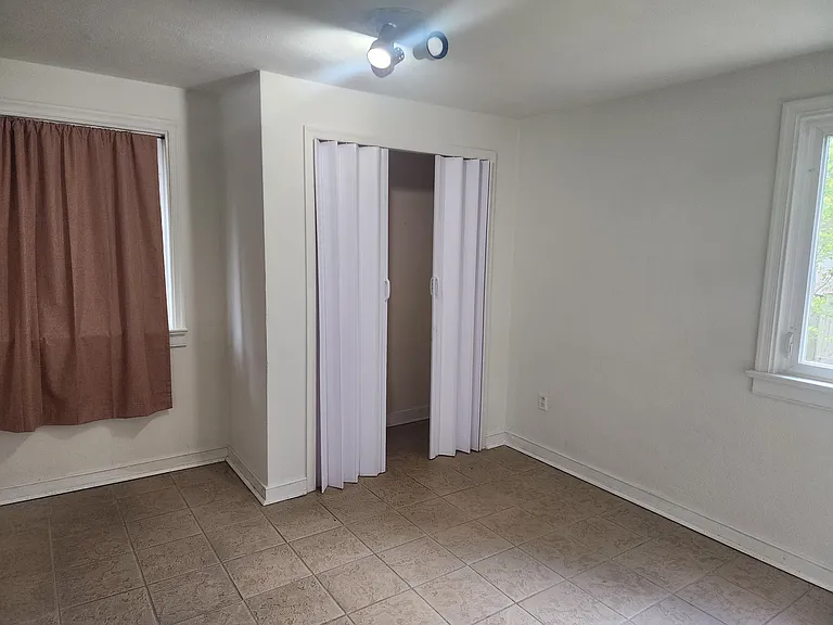1600 Treboy Ave — Photo 16