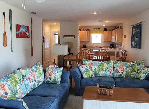 5th image of 278 Parkside Cir