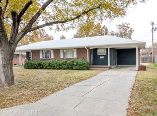 2702 Independence Rd, Hutchinson, KS 67502