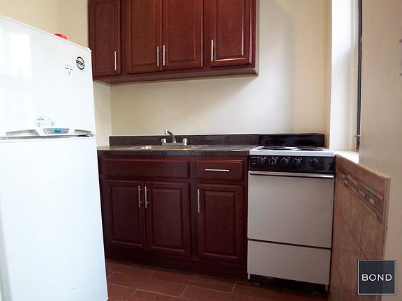 4th image of 317 W 46th St APT 3A