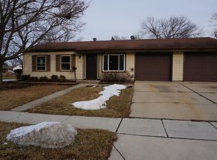 419 Camden Ave, Romeoville, IL 60446