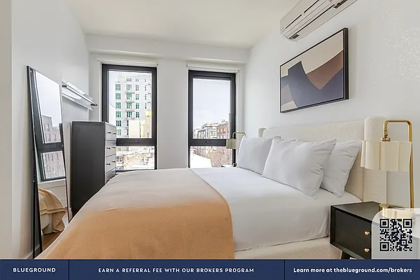 Rented by The Blueground | media 9