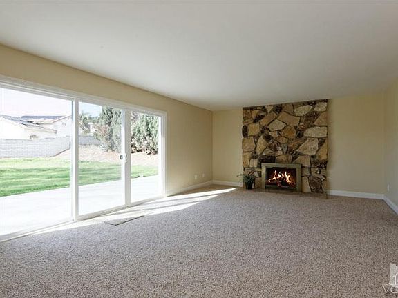 3rd image of 389 Lantana St