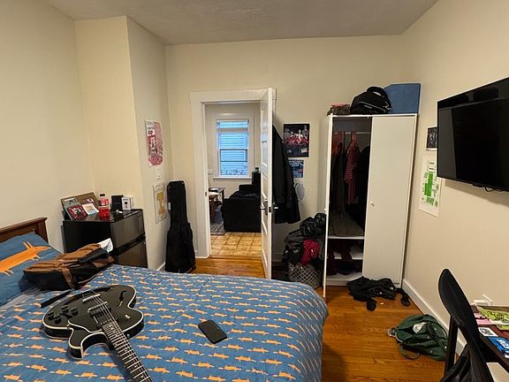 4th image of 77 Brighton Ave #32