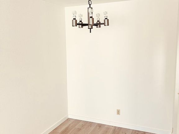 3rd image of 1386 30th Ave APT 203