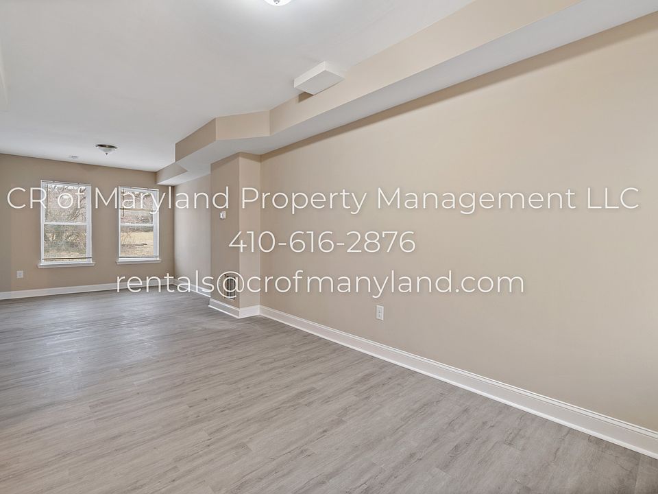 LOGO_3730_Towanda_Avenue_008_01232023