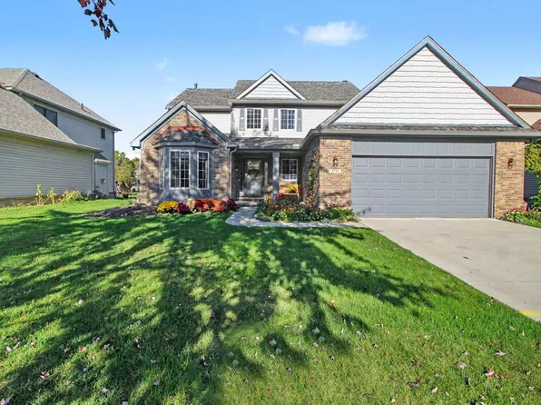 7731 Greene Farm Dr, Ypsilanti, MI 48197