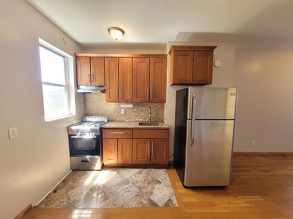 2nd image of 43-08 25th Ave #3RR